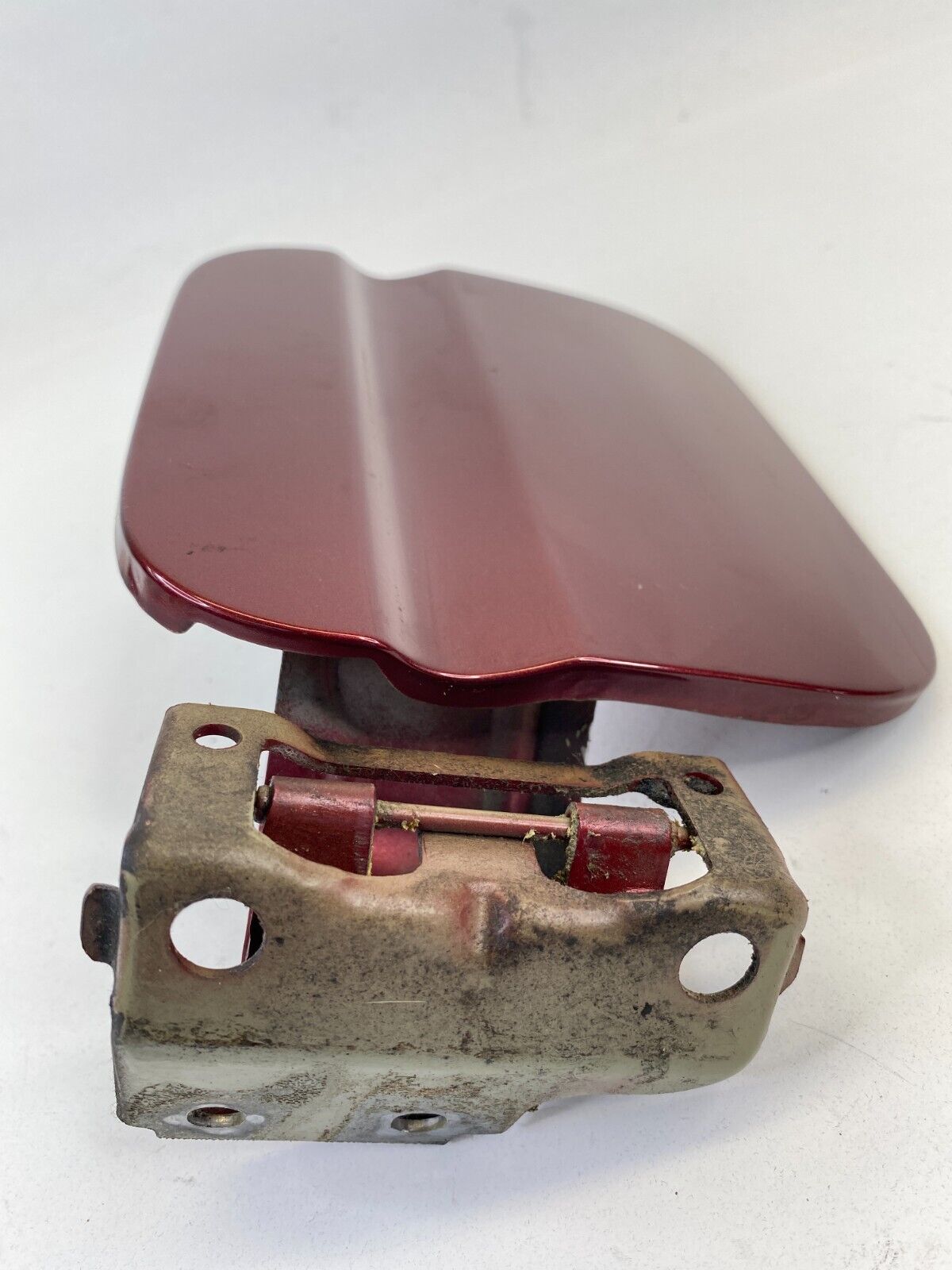 2004-2008 Acura TL Base Sedan 3.2L Fuel Gas Door Tank Lid Cover Red Pearl OEM