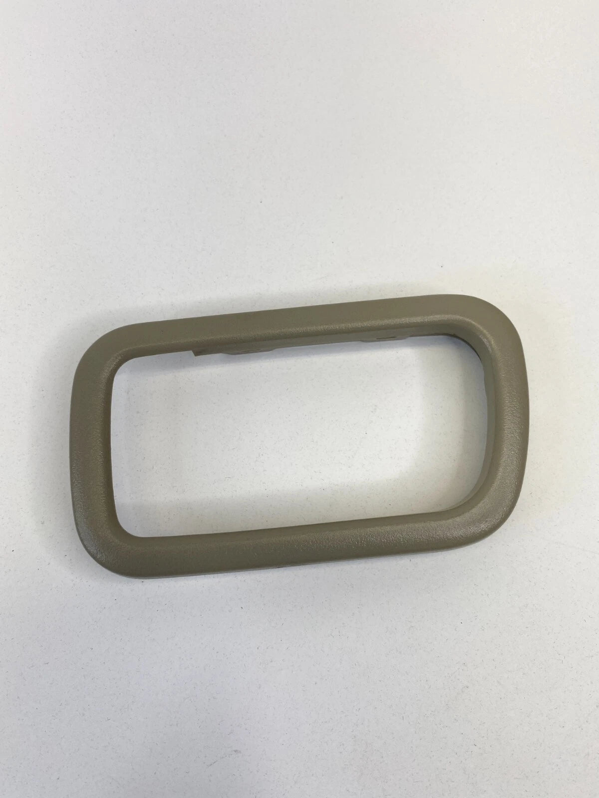 2003 03 INFINITI QX4 REAR RIGHT SIDE INTERIOR DOOR HANDLE COVER BEZEL TRIM OEM