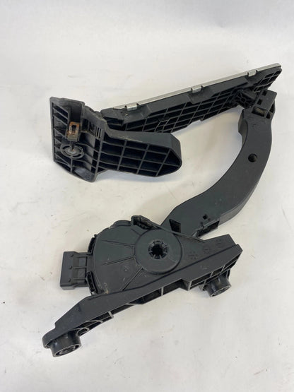 2013-2017 HYUNDAI ELANTRA GT ACCELERATOR GAS PEDAL ASSEMBLY W/ SENSOR OEM