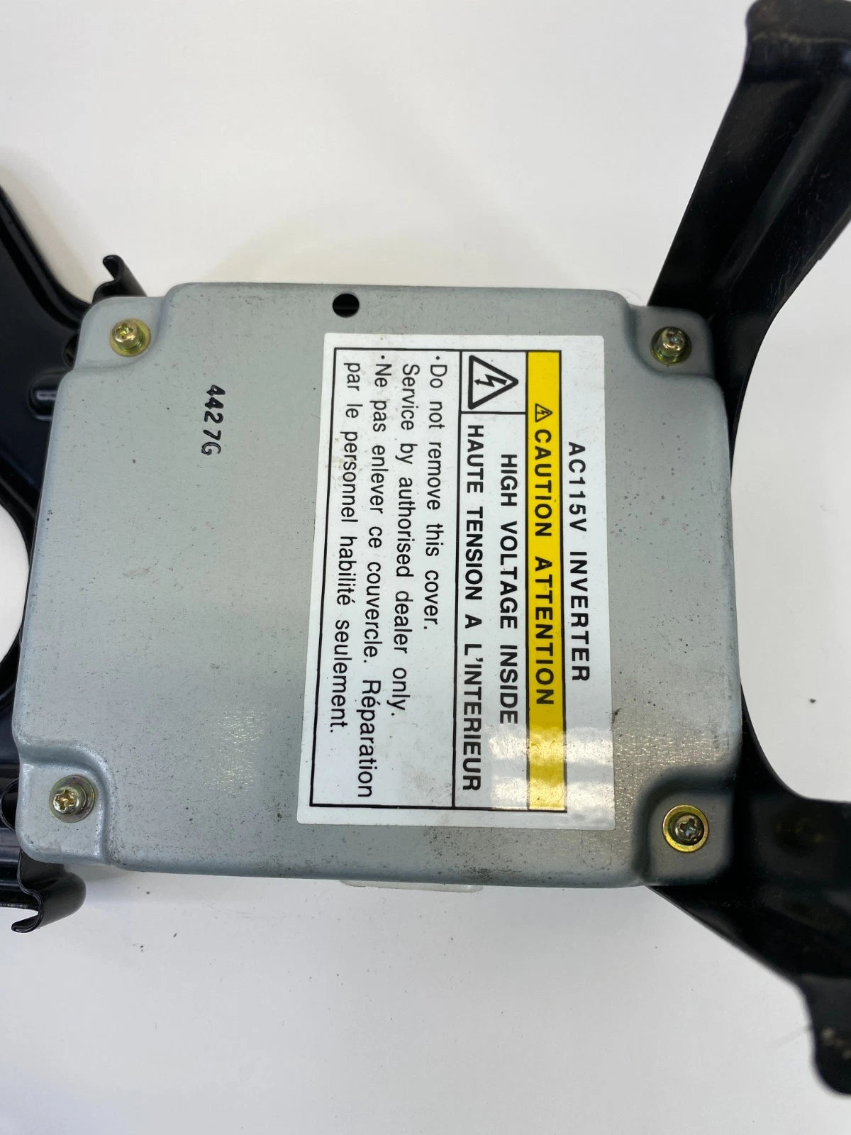 2003-2008 Pontiac Vibe Matrix Power Inverter Control Module AC115V OEM