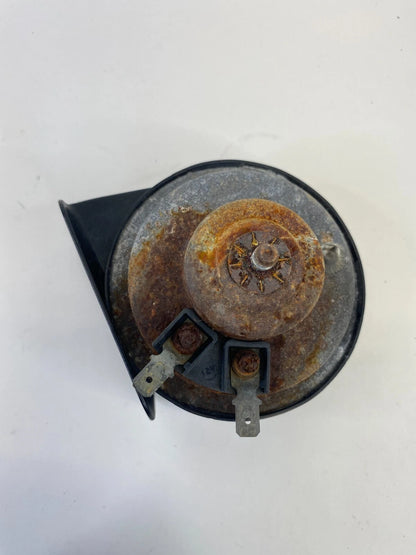 2008-2012 JEEP LIBERTY HORN LOW TONE PITCH ALARM SIREN SIGNAL E30055306 OEM