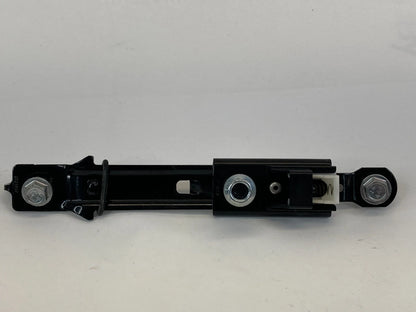 2006-2010 HYUNDAI SONATA SEDAN FRONT RIGHT SEAT BELT SEATBELT HEIGHT ADJUSTER