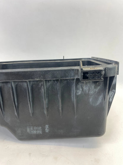 2009-2015 TOYOTA VENZA AIR INTAKE LOWER CLEANER BOX COVER 17701-0H080 OEM