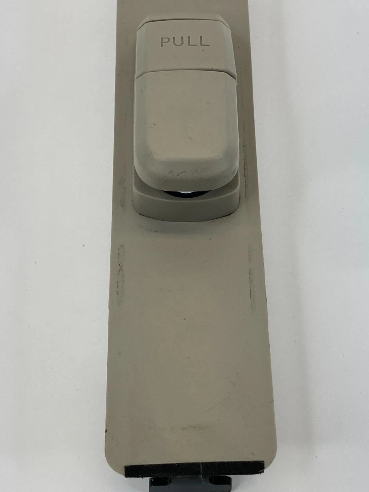 2006-2011 MERCURY MILAN FRONT LEFT DRIVER SEAT BELT HEIGHT ADJUSTER TRIM