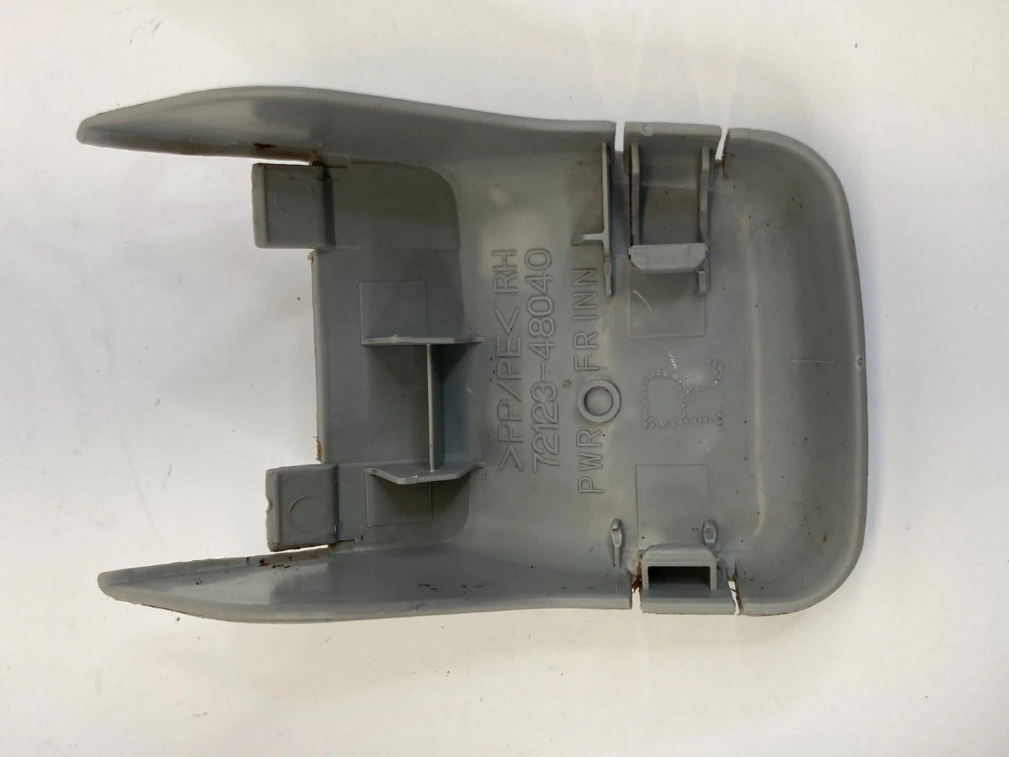 06-08 LEXUS RX400H FRONT RIGHT SEAT TRACK INNER COVER TRIM CAP 72123-48040 OEM