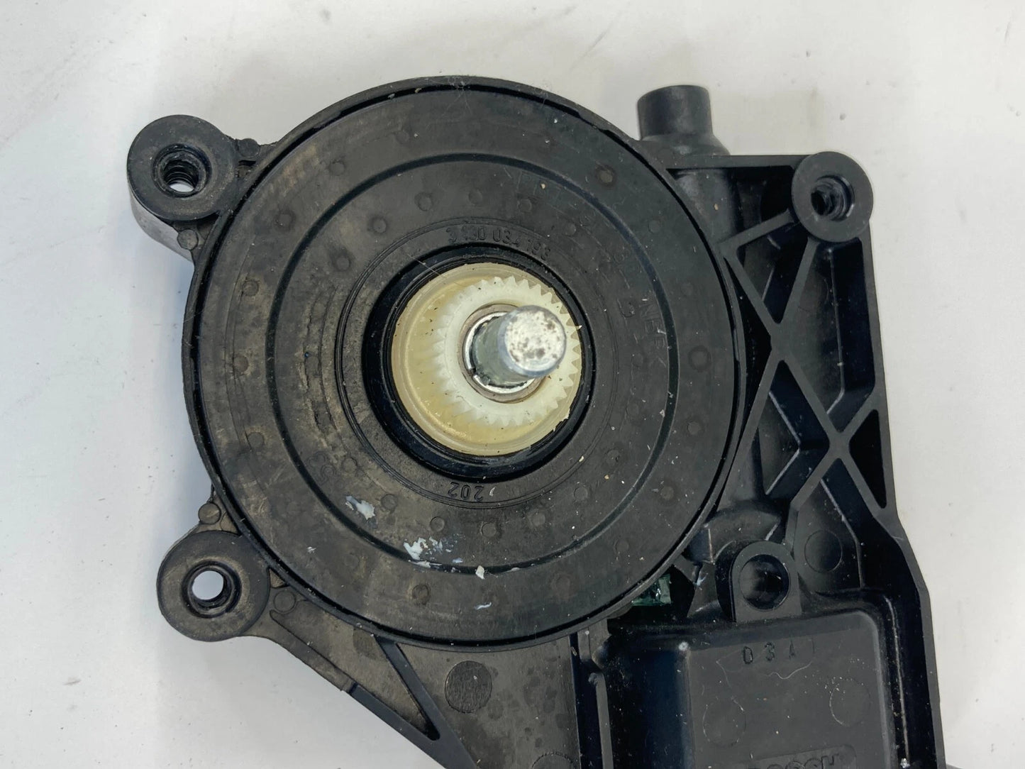 2012-2016 CHEVROLET CRUZE REAR LEFT BACK SIDE DOOR WINDOW MOTOR 98820-J3010 OEM
