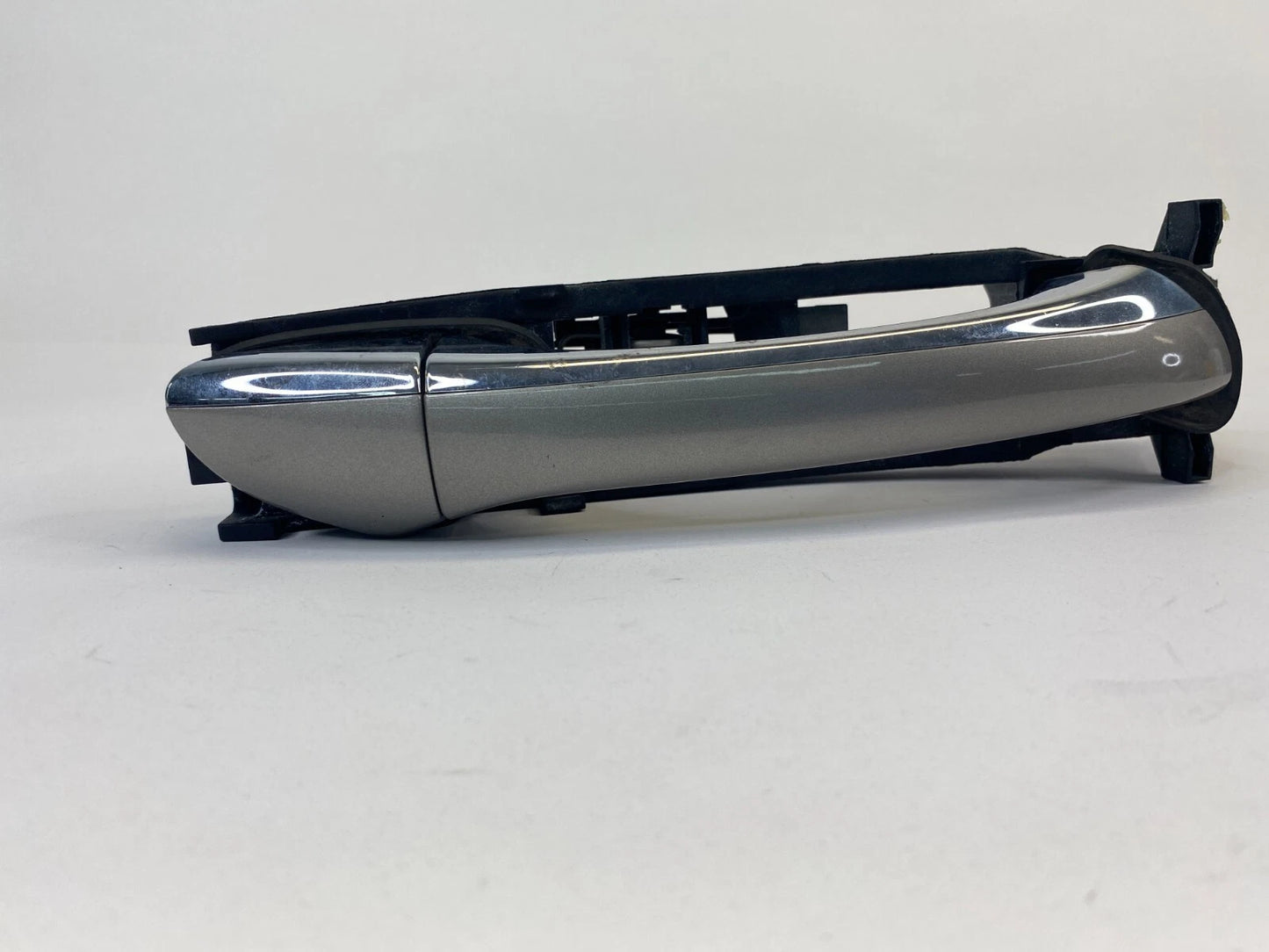 2003-2005 MERCEDES-BENZ E320 SEDAN REAR RIGHT SIDE EXTERIOR OUTER DOOR HANDLE