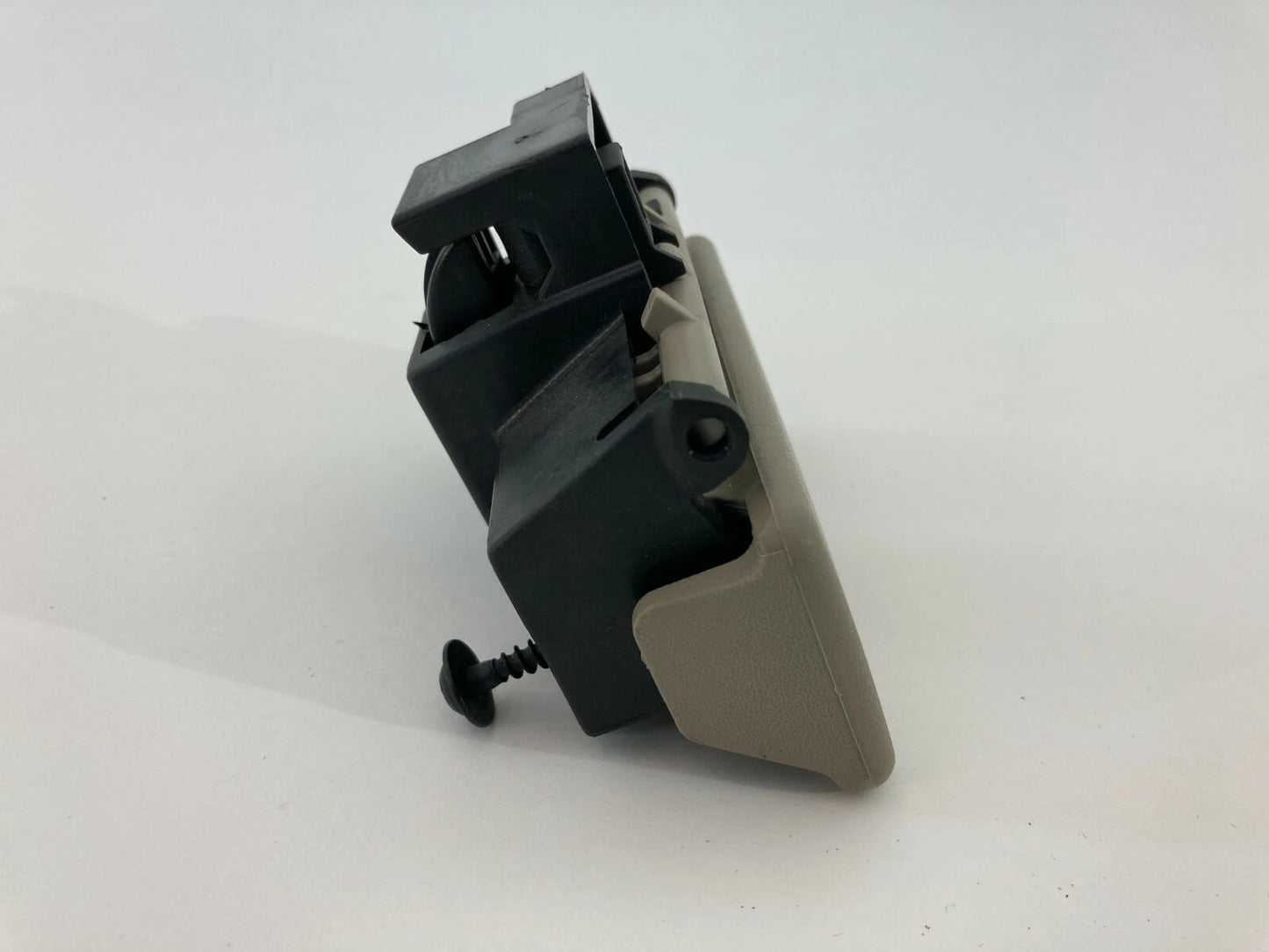 06-09 FORD FUSION 06-09 MERCURY MILAN GLOVE BOX LOCK LATCH HANDLE F23-1706004