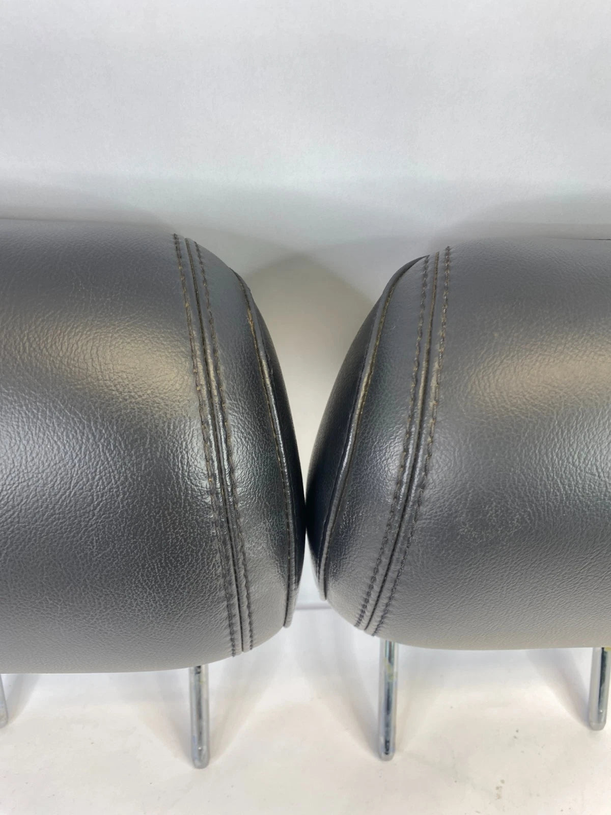 2011-2015 FORD EXPLORER FRONT LEFT & RIGHT SEAT HEADREST HEAD REST SET OEM