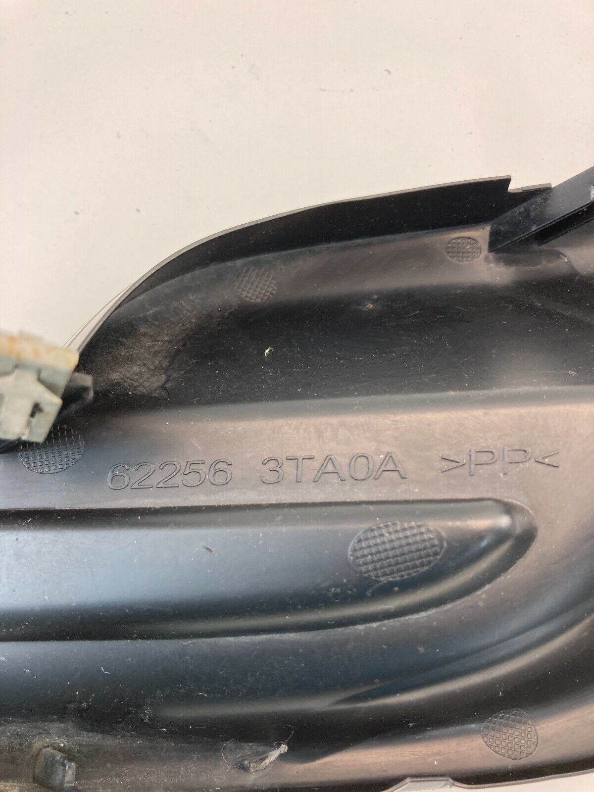 2013-2015 Nissan Altima Sedan Right Passenger Side Fog Light Cover 622573TA0A