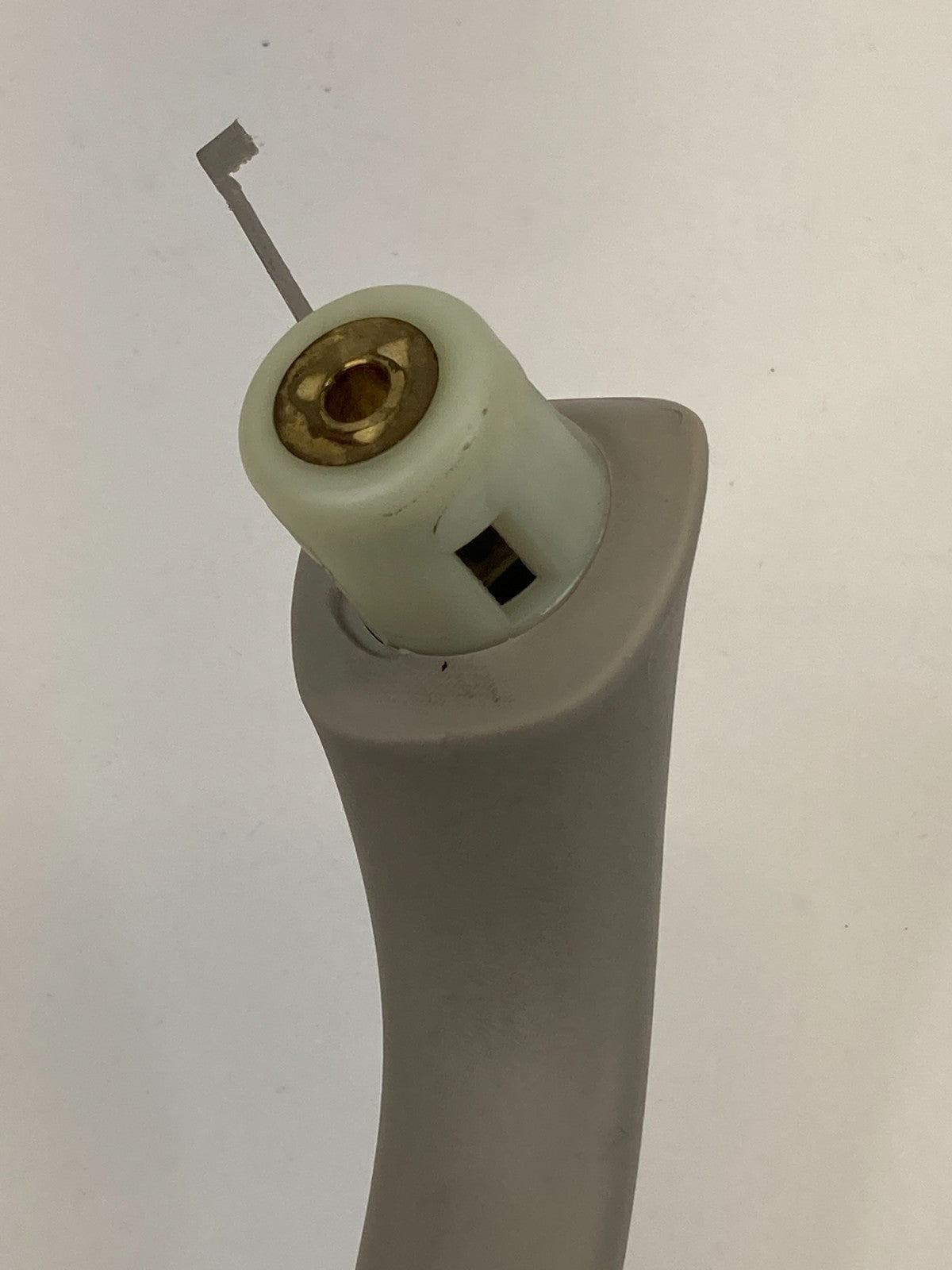 2007-2014 GMC Yukon Interior Right Passenger Side A-Pillar Grab Handle Assy OEM