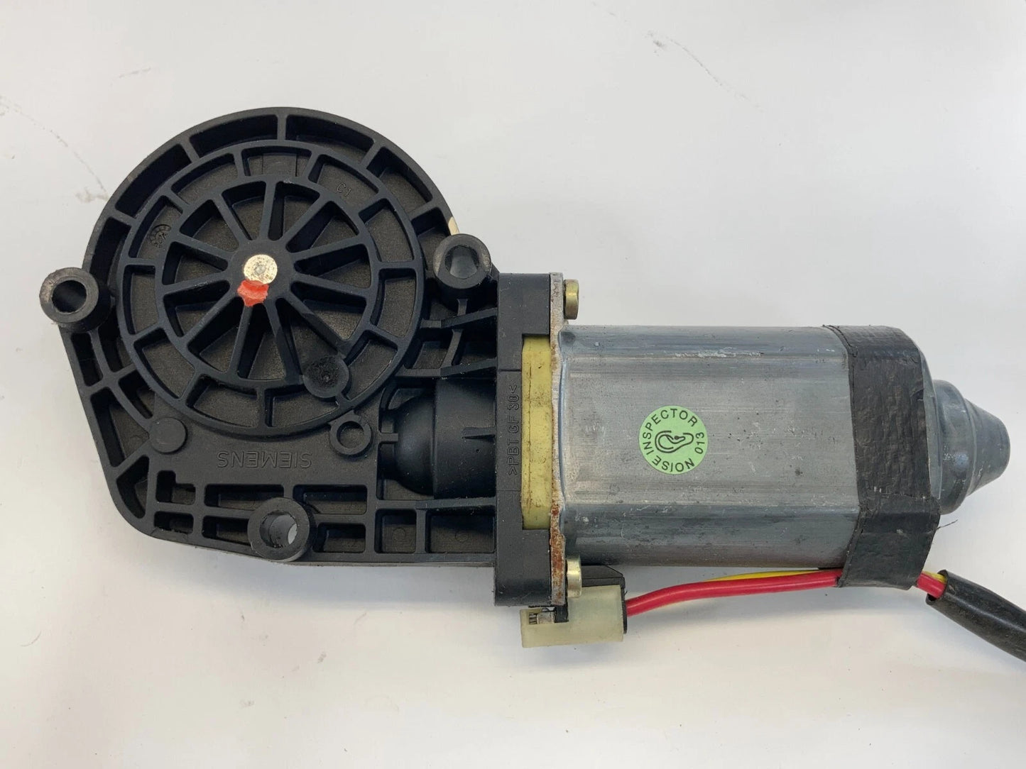 2003-2011 MERCURY GRAND MARQUIS FRONT RIGHT DOOR WINDOW MOTOR 3W735423145AA OEM