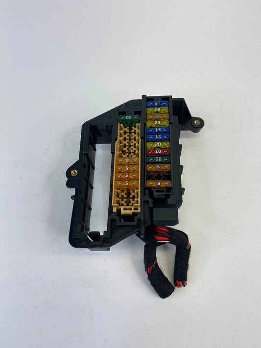 2005-2011 AUDI A6 QUATTRO FRONT RIGHT RELAY FUSE BOX W RETAINER 4F1971845A OEM