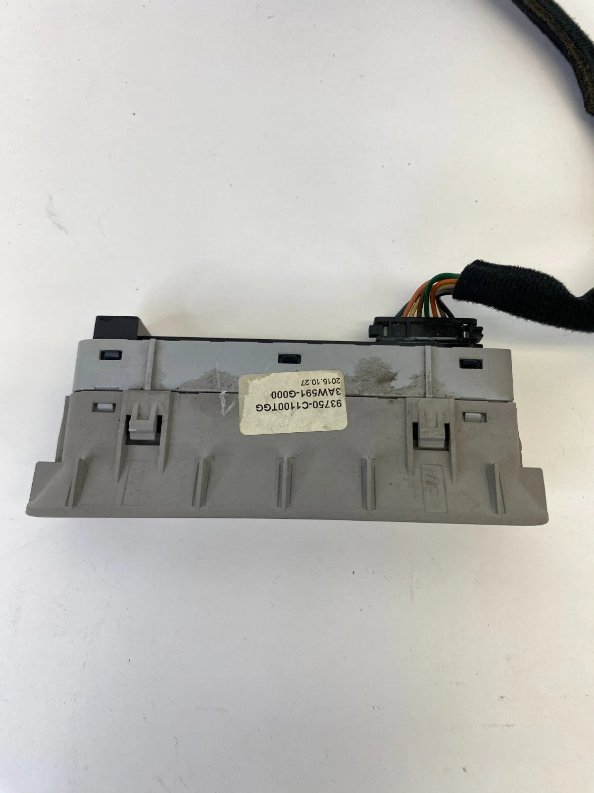 2015 16 17 18 2019 HYUNDAI SONATA TRUNK FUEL DOOR TRACTION CONTROL SWITCH PANEL