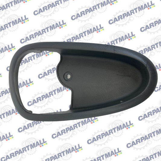 99-05 Pontiac Grand AM Sedan Rear Left Inner Door Handle Cover Bezel 22617661