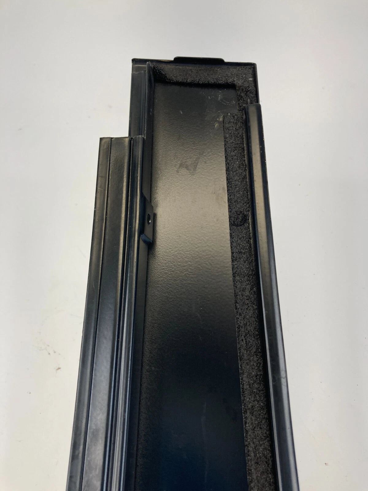 2011-2016 CHEVROLET CRUZE REAR RIGHT OUTSIDE DOOR PILLAR MOLDING APPLIQUE OEM