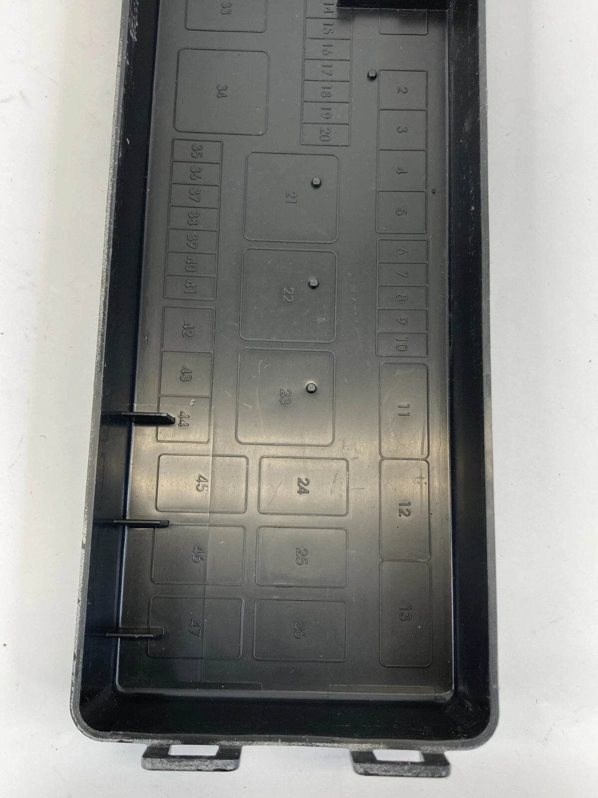 2007 07 CHRYSLER 300 ENGINE FUSE RELAY BOX COVER LID CAP 7154-8533-30 OEM