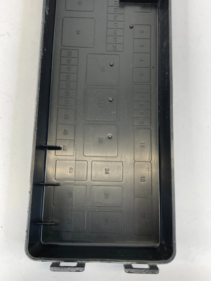 2007 07 CHRYSLER 300 ENGINE FUSE RELAY BOX COVER LID CAP 7154-8533-30 OEM