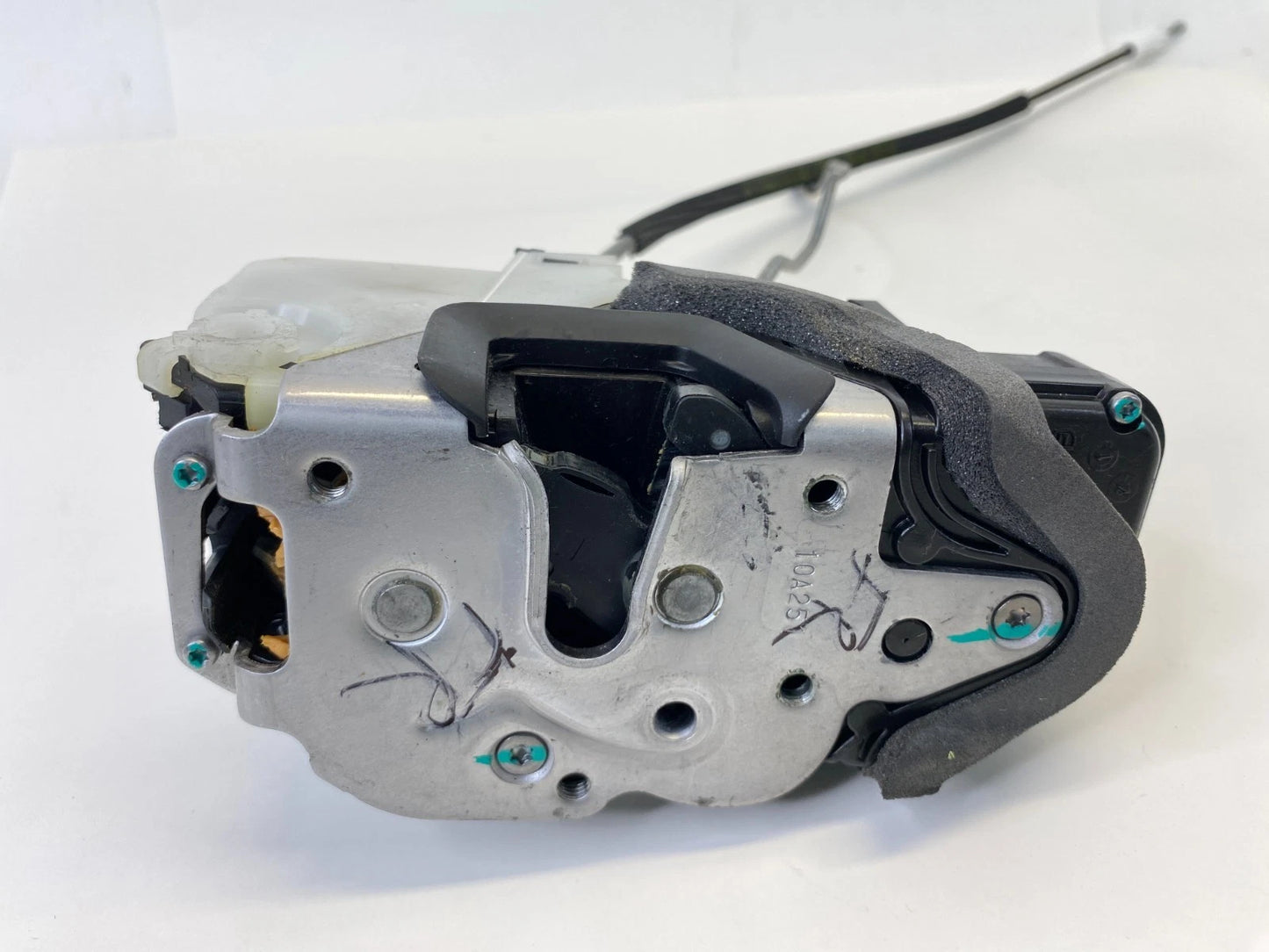 2011-2017 BUICK REGAL FRONT RIGHT SIDE LOCK LATCH RELEASE ACTUATOR 13503802 OEM