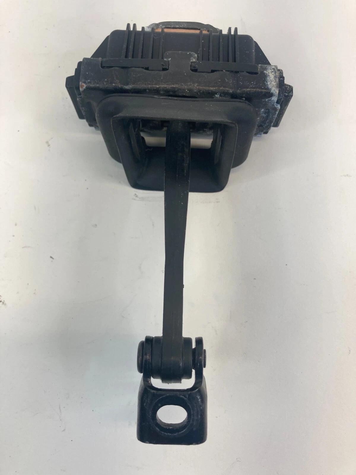 2009 2010 BMW 535I XDRIVE REAR LEFT DOOR CHECK STOP STOPPER DETENT 7176805 OEM