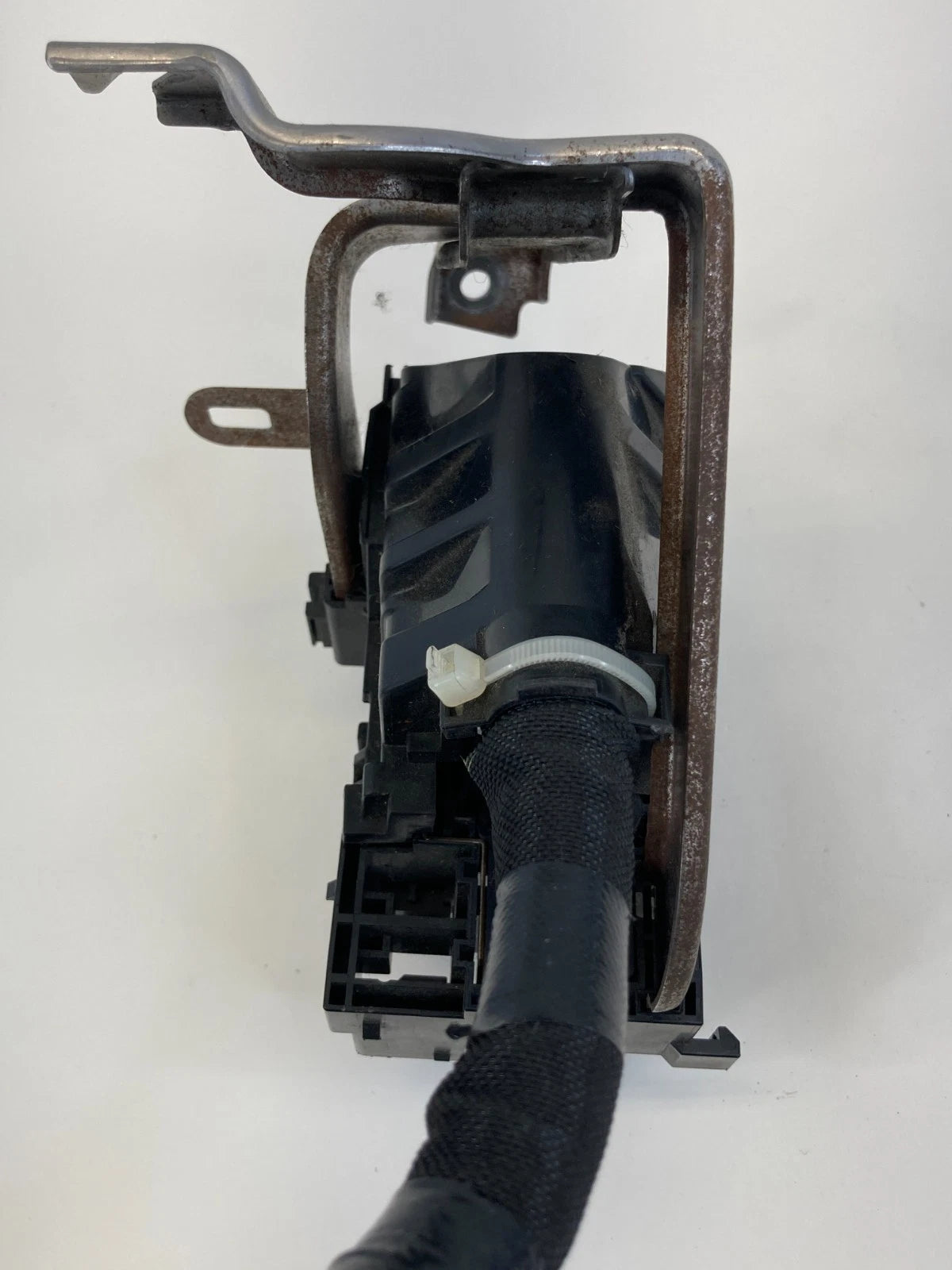 2015-2017 HONDA FIT 1.5L L4 ENGINE COMPARTMENT JUNCTION RELAY FUSE BOX OEM