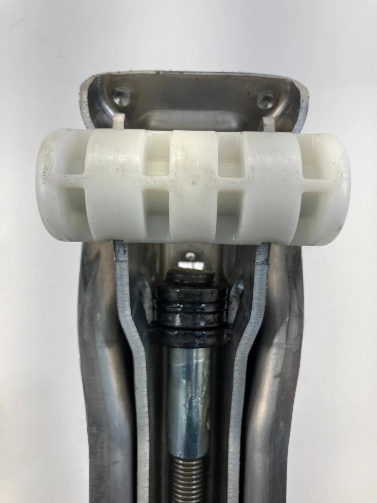 05-11 AUDI A6 QUATTRO EMERGENCY SPARE TIRE KIT JACK TOOL LUG WRENCH 4F0-011-215B