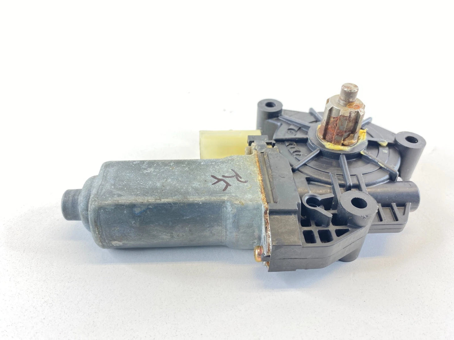 02-05 CHRYSLER PT CRUISER FRONT RIGHT SIDE DOORWINDOW MOTOR AY262100253A OEM