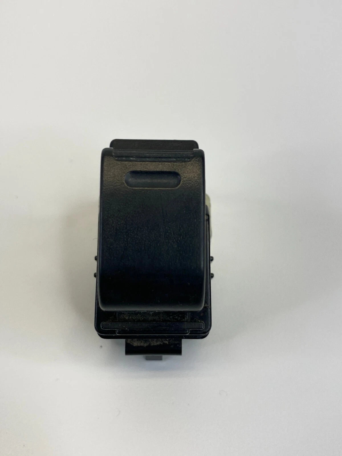 2003-2008 TOYOTA COROLLA 4-DR FRONT RIGHT PASSENGER DOOR WINDOW BUTTON SWITCH