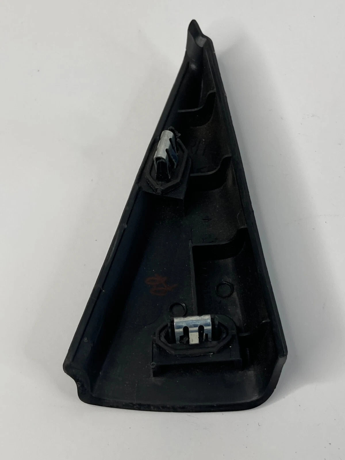 2013-2016 DODGE DART REAR RIGHT DOOR CORNER COVER TRIM 1TR42TRMAA OEM