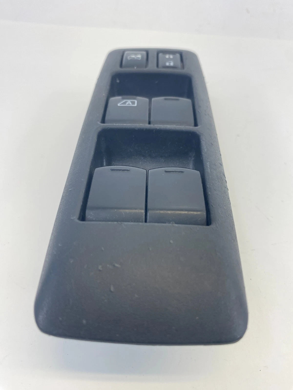 2008-2013 Nissan Rogue Front Left Driver Door Master Power Window Switch w/Bezel