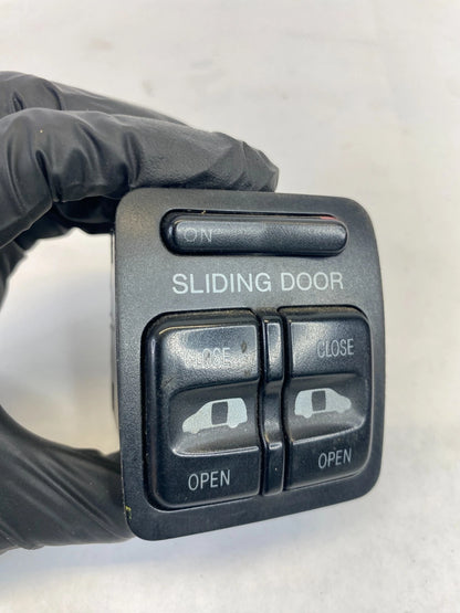 1999-2004 HONDA ODYSSEY DASH POWER SLIDING DOOR CONTROL SWITCH 35385-S0X OEM