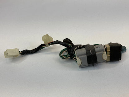 2003 2004 TOYOTA MATRIX HATCHBACK REAR LEFT TAIL LIGHT TAILLIGHT WIRING WIRE OEM