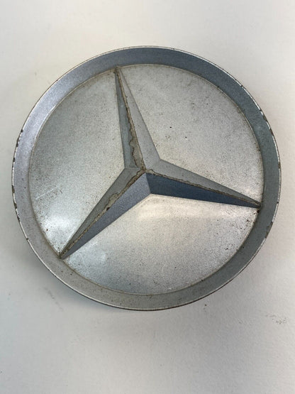 1990-2009 Mercedes-Benz ML SL SLK Series Center Cap Hubcap 2014010225 OEM