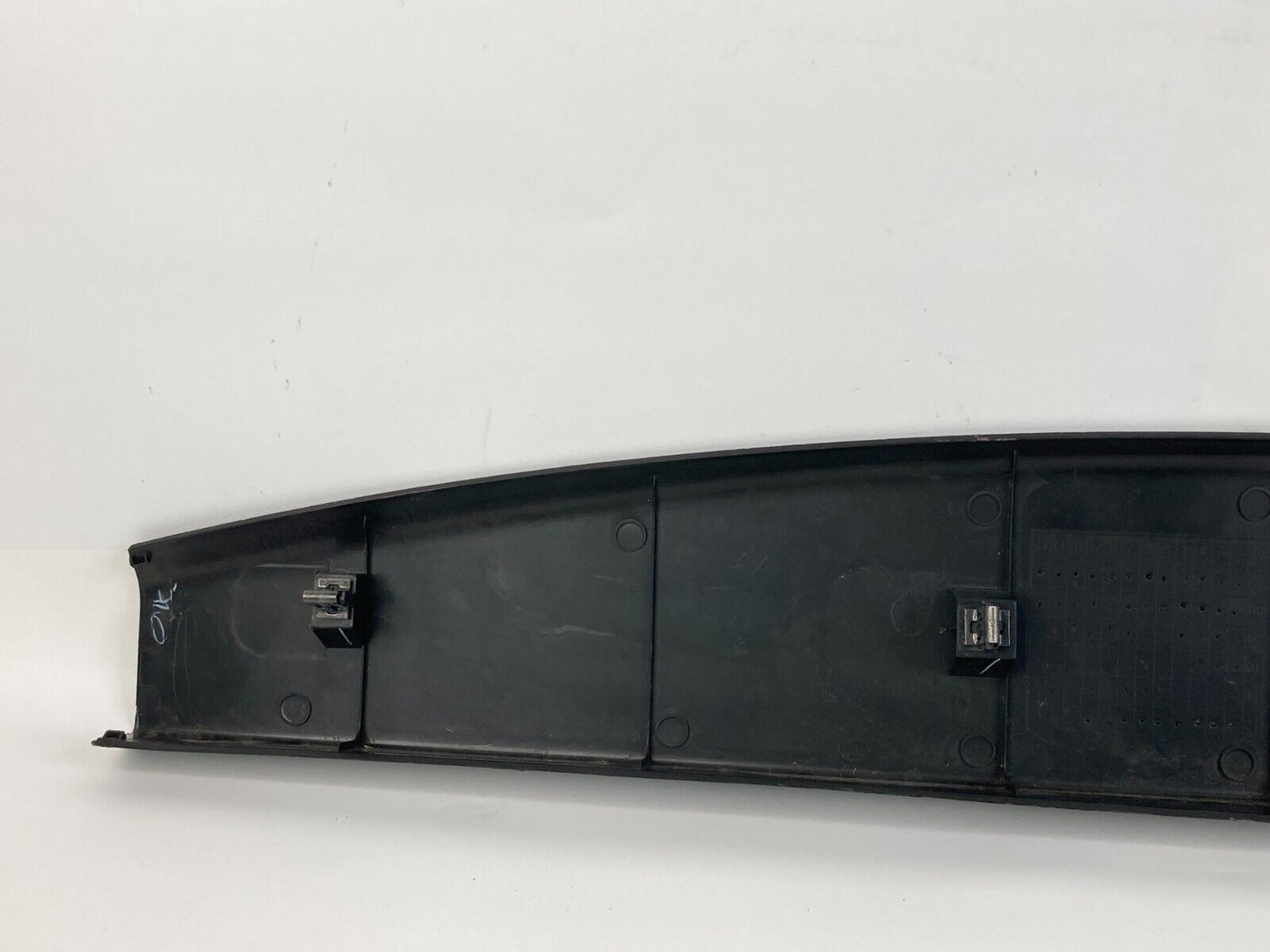 2013-2015 Chevrolet Captiva Sport Rear Trunk Liftgate Lid Upper Center Trim OEM