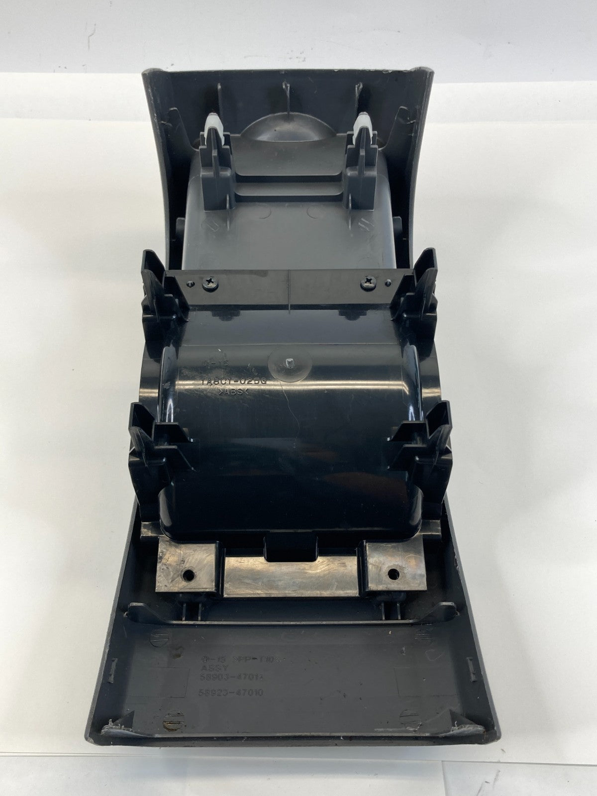 04 05 06 07 08 09 Toyota Prius Rear Center Console Cup Holder 1A8C1-025G OEM