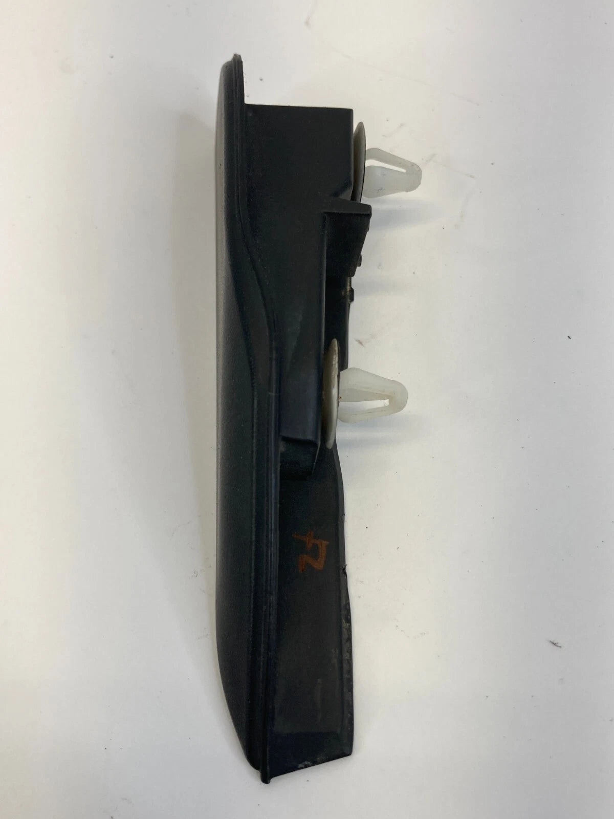 2004-2012 MITSUBISHI GALANT FRONT LEFT MIRROR GARNISH FILLER MOLDING MR598897