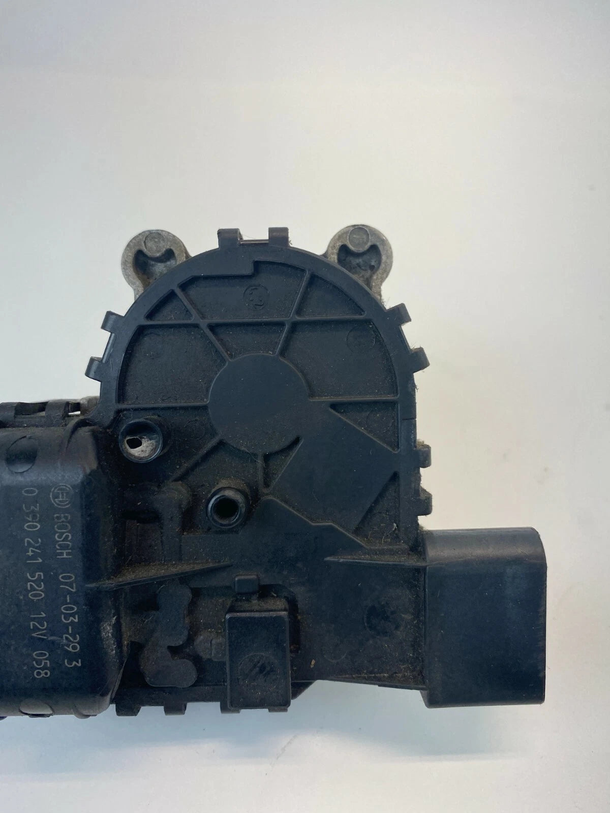 2005-2010 CHEVROLET COBALT FRONT WINDHIELD WIPER MOTOR ASSEMBLY OEM 0390241520