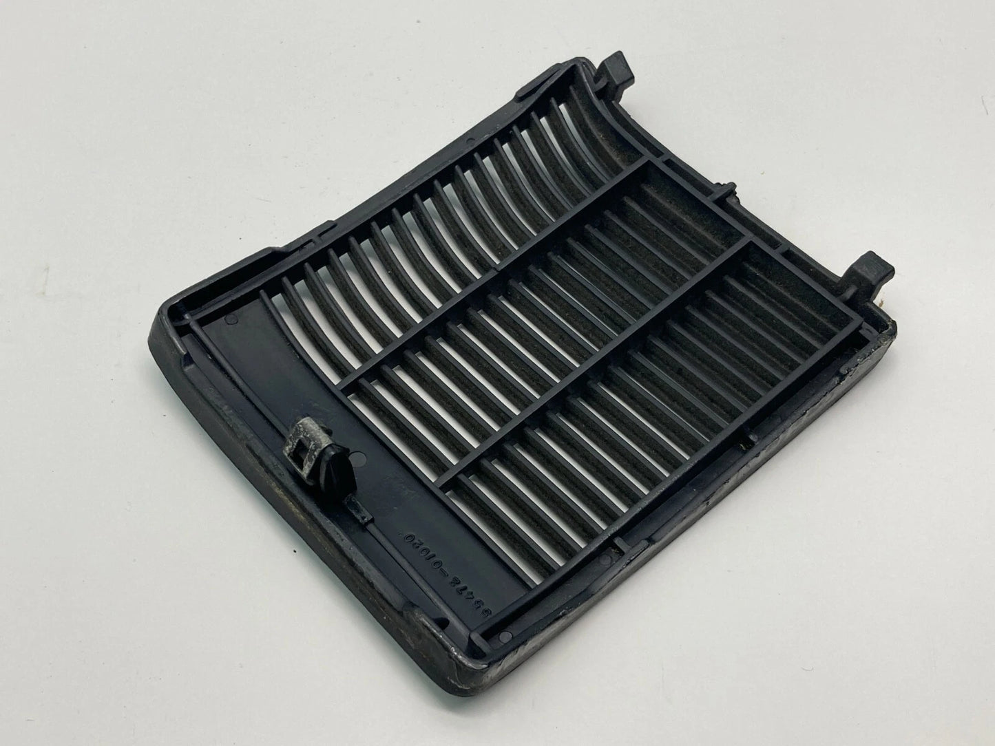 1990 90 TOYOTA COROLLA DASH SPEAKER COVER GRILLE TRIM PANEL 55472-01020 OEM