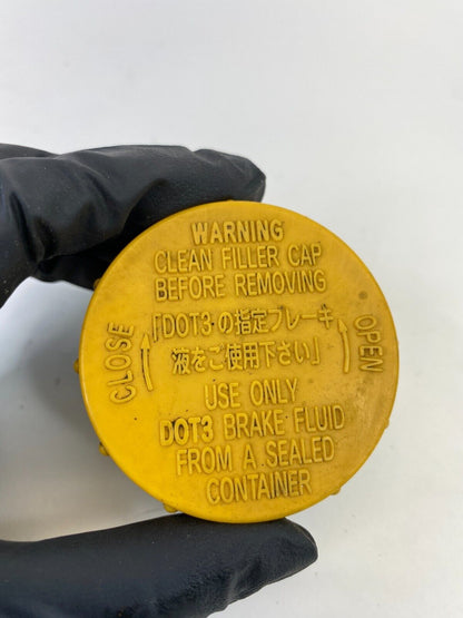 2002-2004 Nissan Pathfinder Brake Master Cylinder Fluid Reservoir Tank Cap OEM