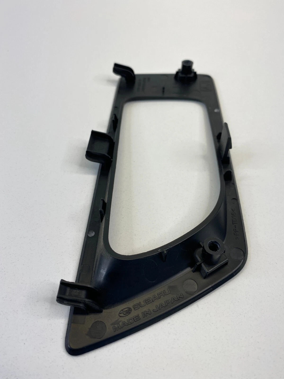 10-14 SUBARU OUTBACK REAR LEFT INTERIOR DOOR HANDLE COVER BEZEL TRIM 94246AJ03A