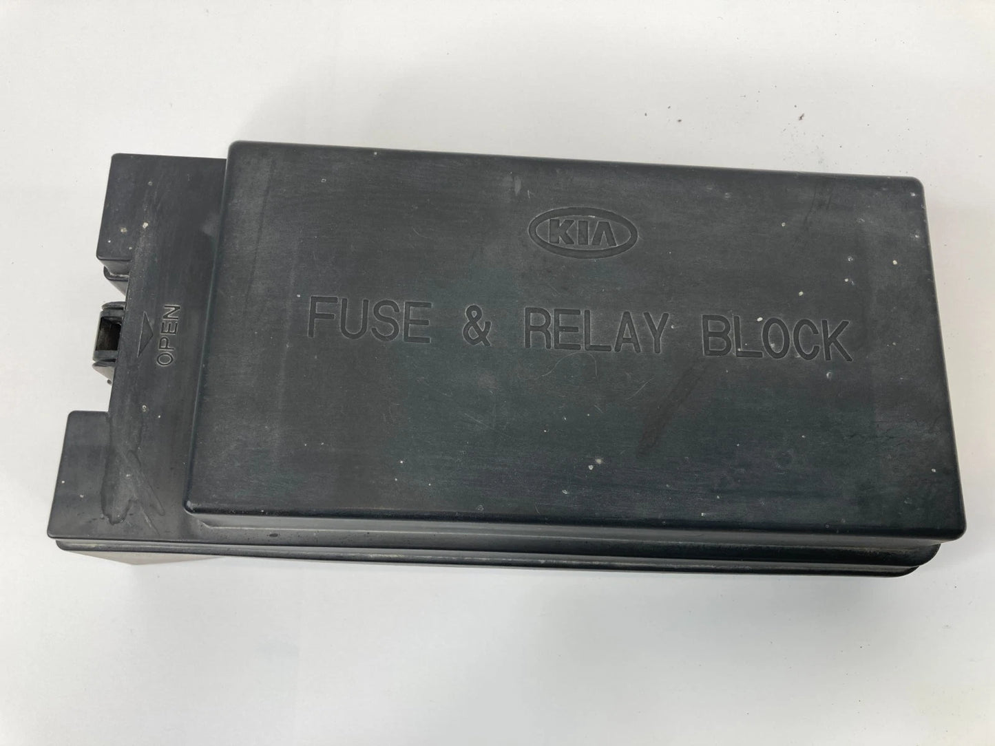 2003 04 05 2006 KIA SORENTO 3.5L V6 UPPER FUSE BOX COVER LID OEM