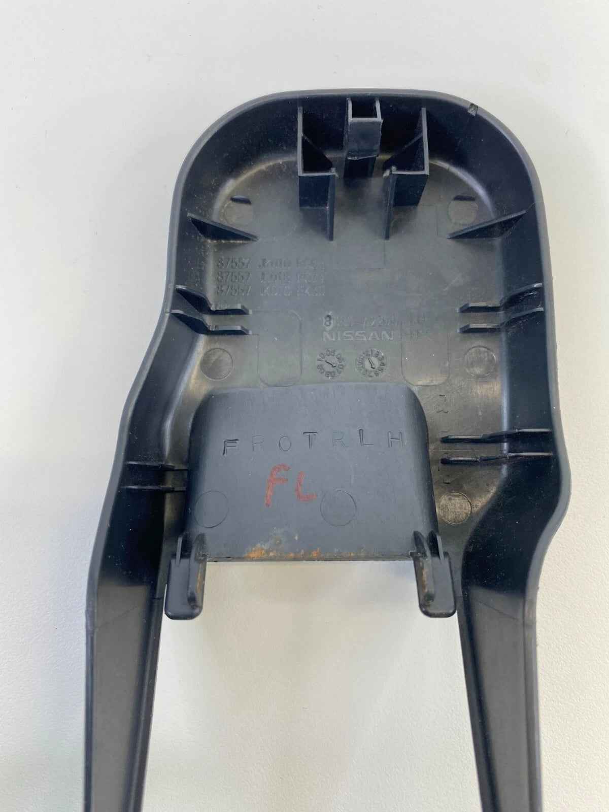 08-13 INFINITI G37 07 08 G35 FRONT LH DRIVER SEAT TRACK COVER TRIM 87557JK01 OEM
