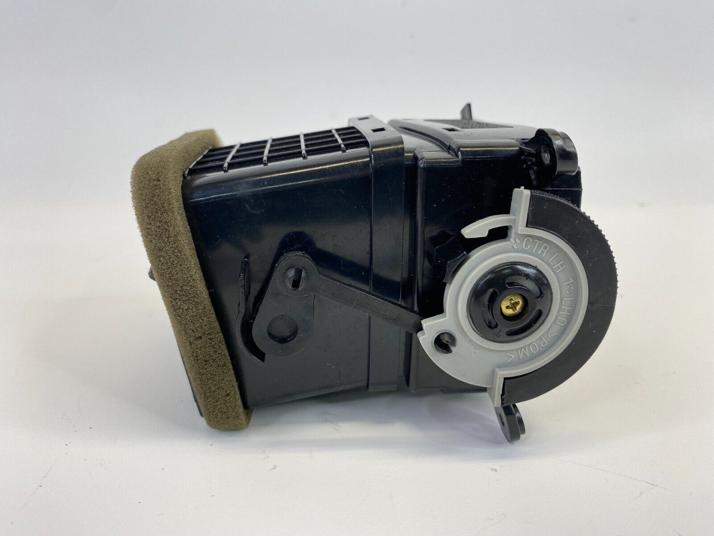 2000-2006 Hyundai Elantra Front Left Driver Side Dash Outer Air Vent Grille OEM