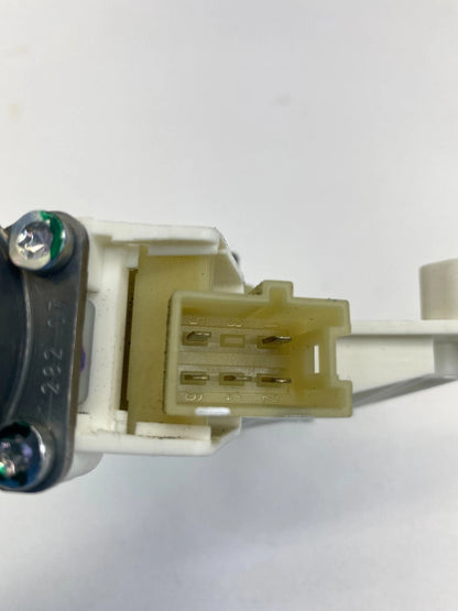 2006-2012 MERCEDES-BENZ R350 FRONT RIGHT SIDE DOOR POWER WINDOW MOTOR 2518200842