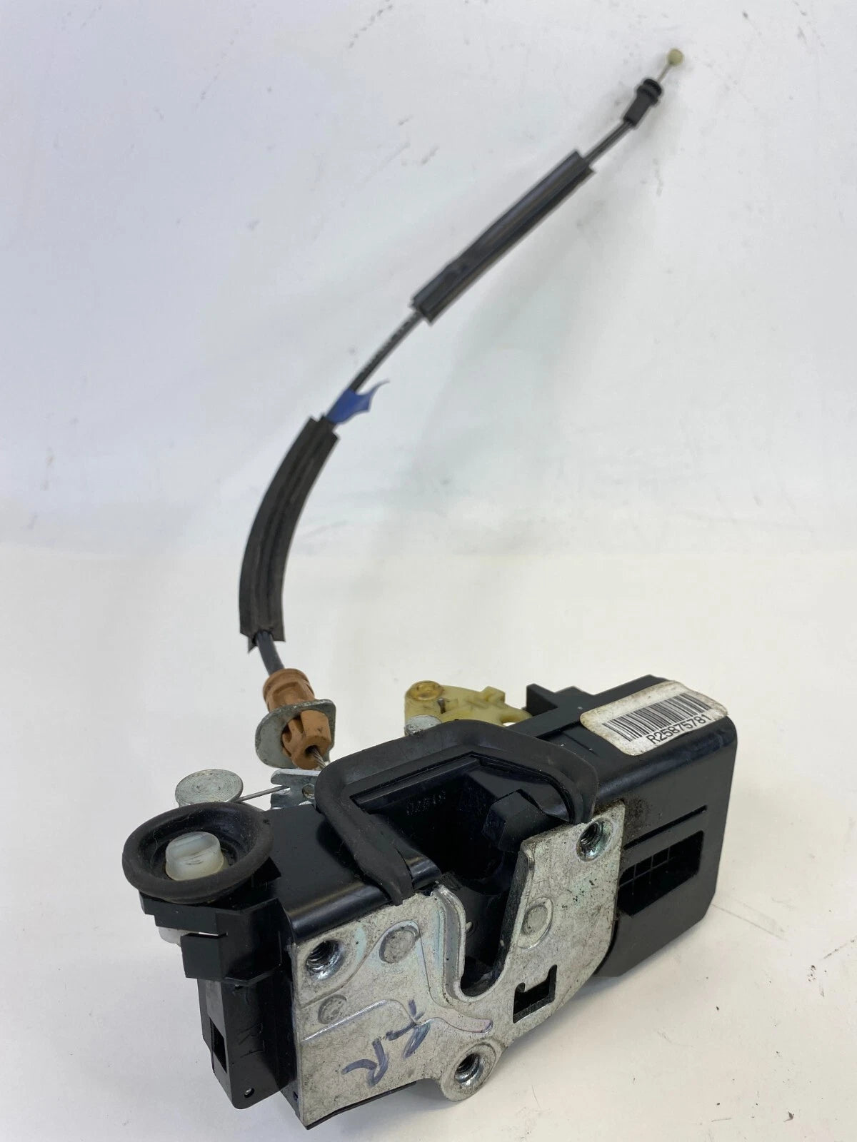 2008 2009 2010 SATURN VUE REAR RIGHT SIDE DOOR LOCK LATCH ACTUATOR R25875781 OEM