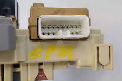 1998-2002 TOYOTA COROLLA INTERIOR FUSE BOX JUNCTION BLOCK OEM 82641-AB030
