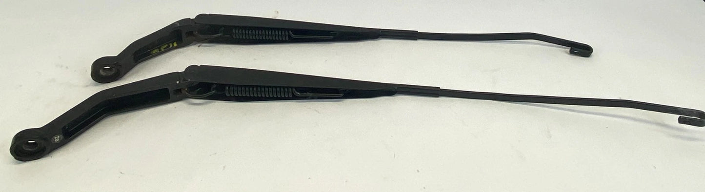2001-2005 HONDA CIVIC FRONT LEFT & RIGHT WINDSHIELD WIPER ARM PAIR SET OEM
