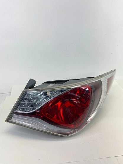 2011-2015 Hyundai Sonata HYBRID Right Passenger Tail Light Taillight Outer OEM