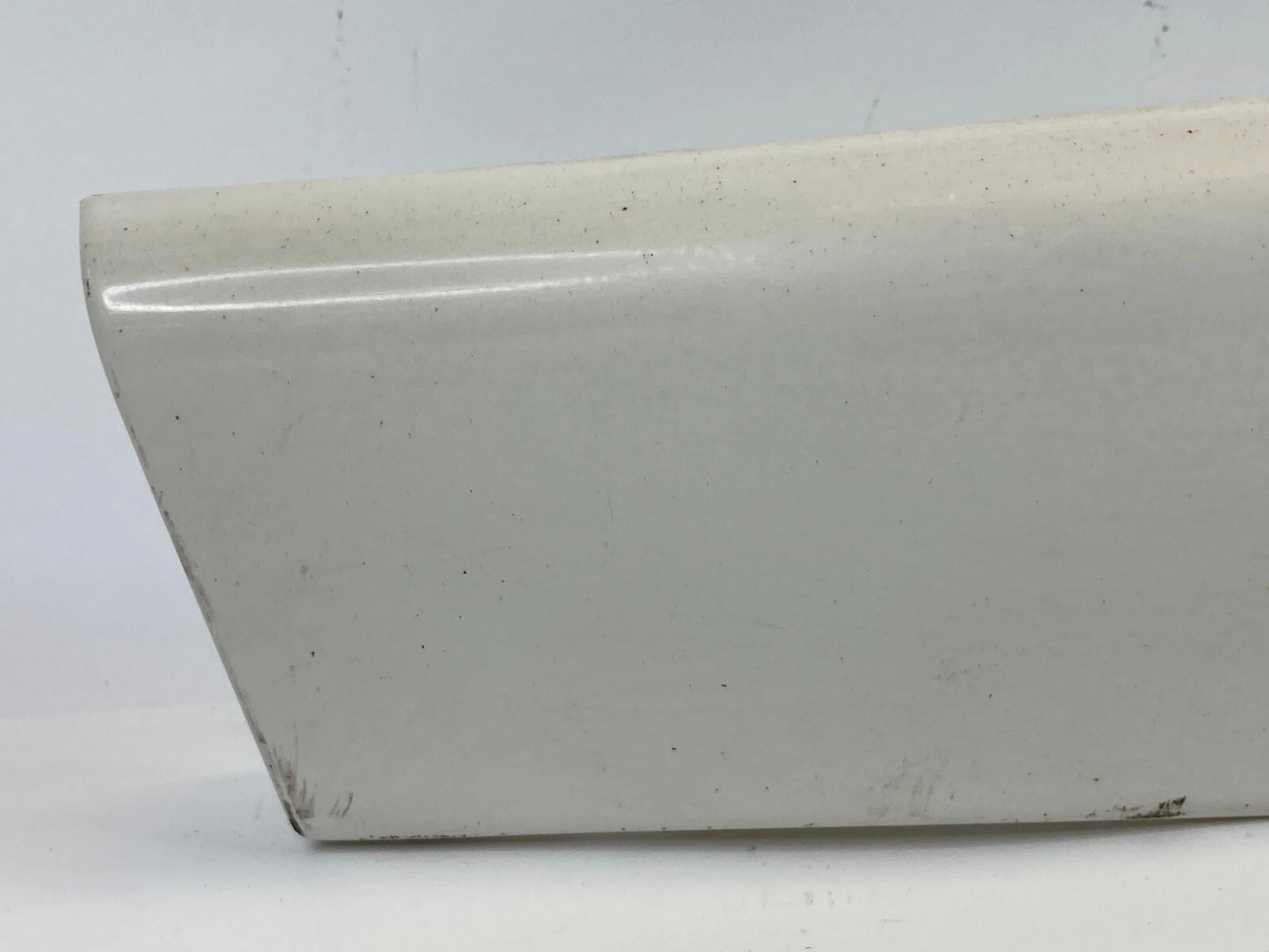 2006-2009 RANGE ROVER SPORT TAILGATE LIFTGATE LOWER TRIM MOLDING PANEL OEM