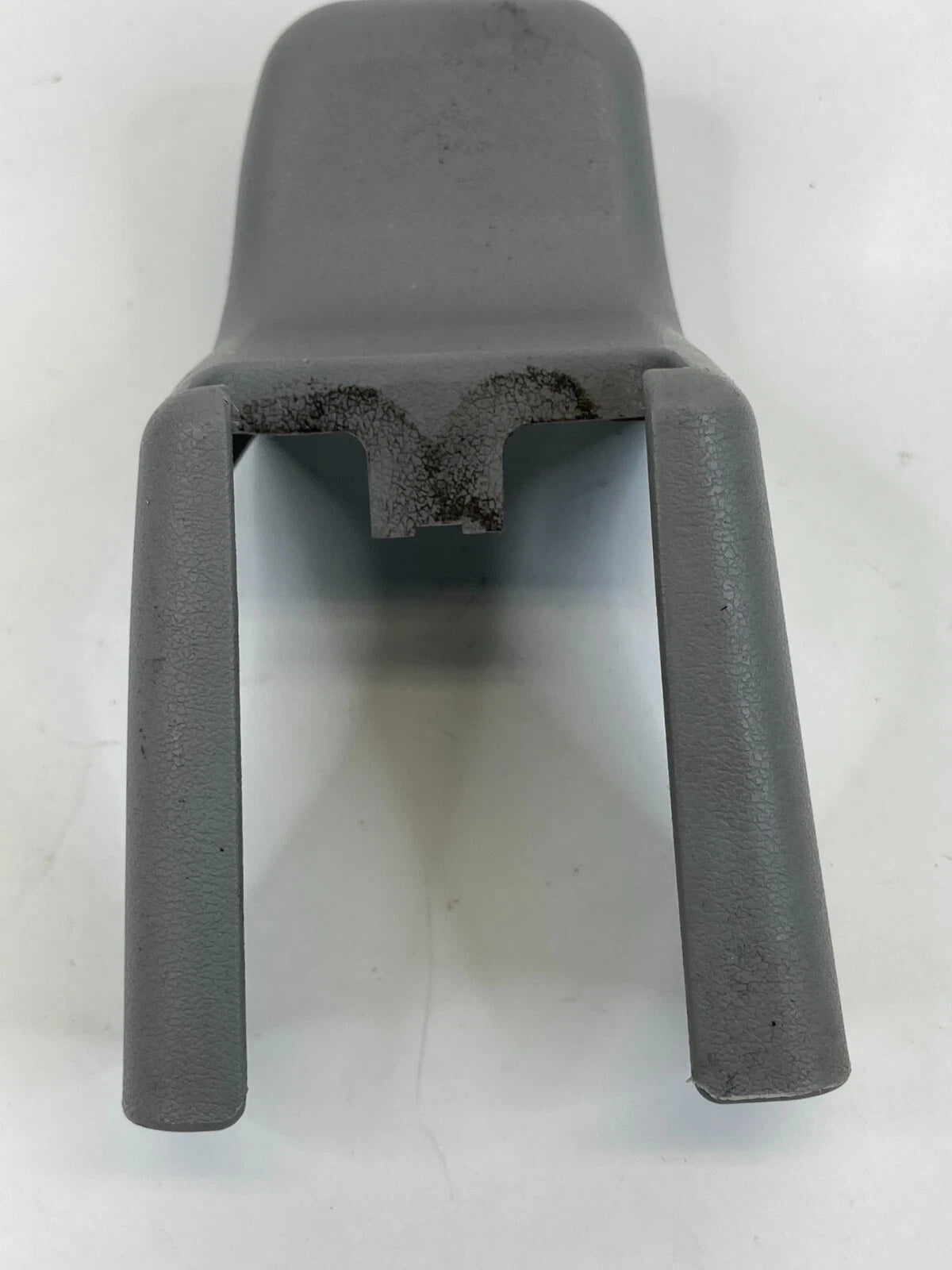 07-11 TOYOTA CAMRY FRONT LEFT SIDE SEAT RAIL TRACK END COVER TRIM 72138-06030